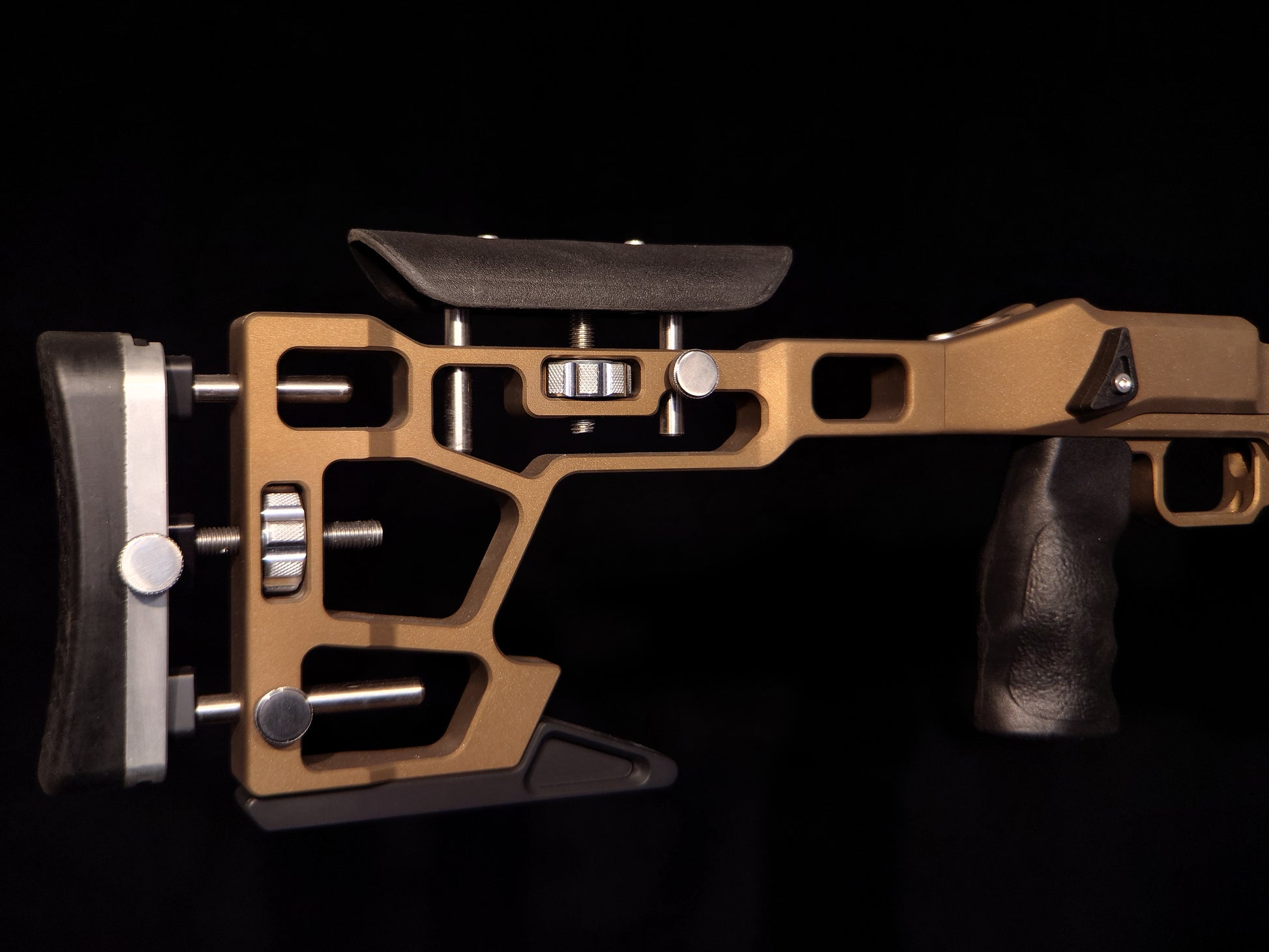 Burnt Bronze Skiron Chassis Panthera Butt Stoke Right Side Close Up