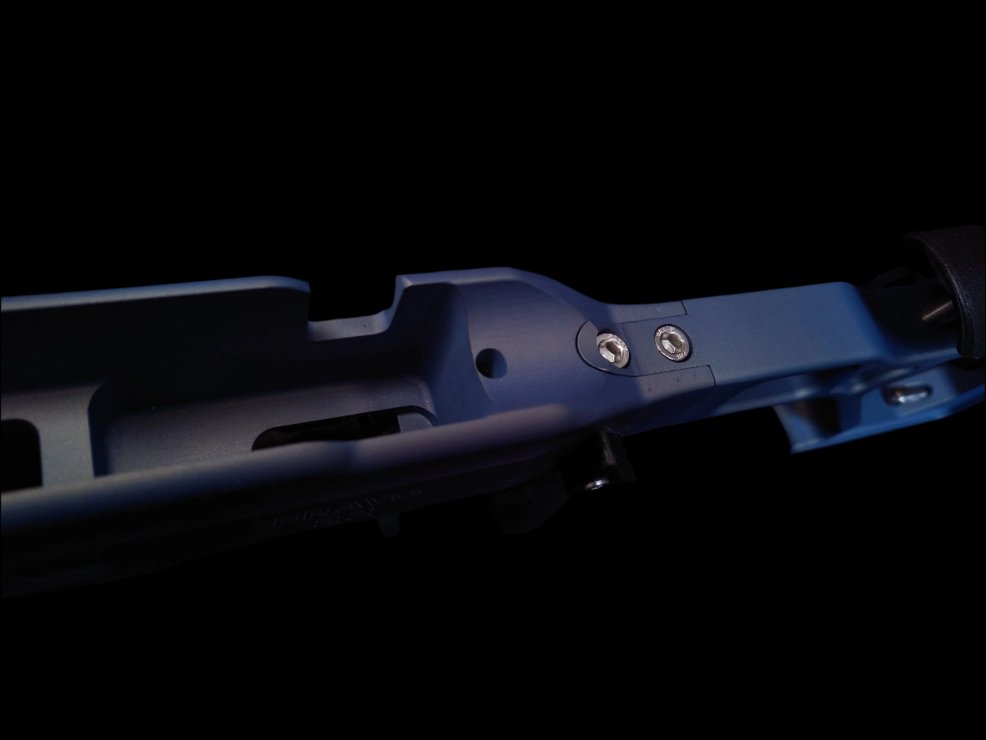 Close-up of the Bravo 22 Chassis in Northern Lights, showcasing secure fasteners